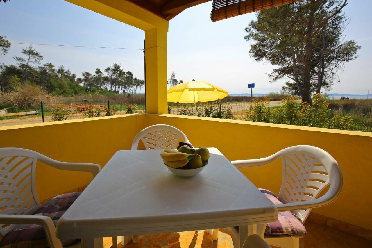 House On The Beach Tin ปริฟลากา ภายนอก รูปภาพ